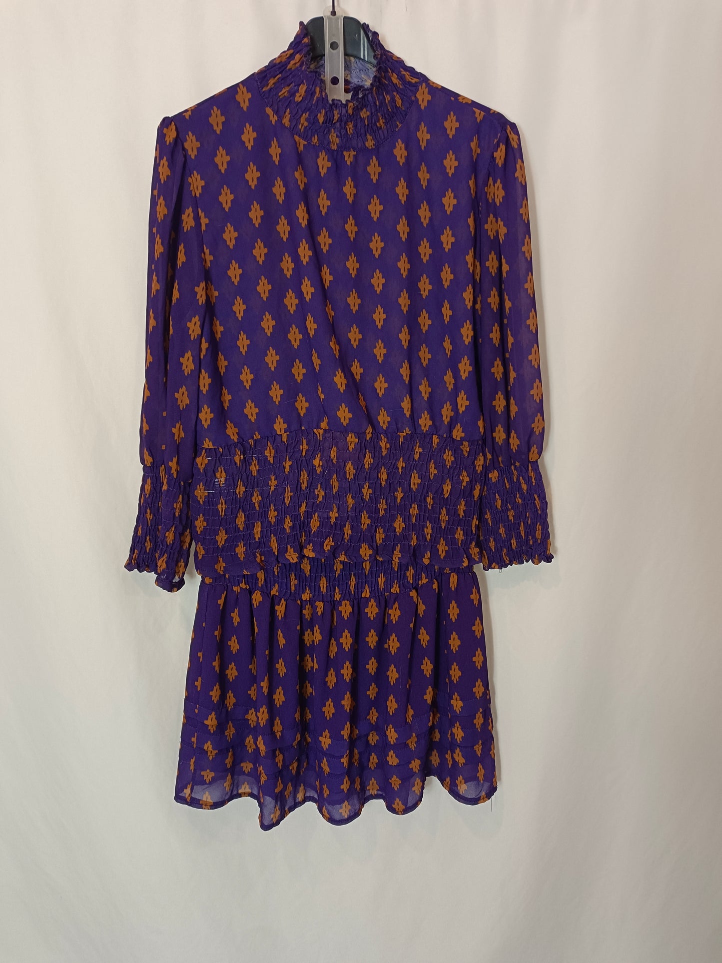 MONISQUI. Total look morado Tu(M)