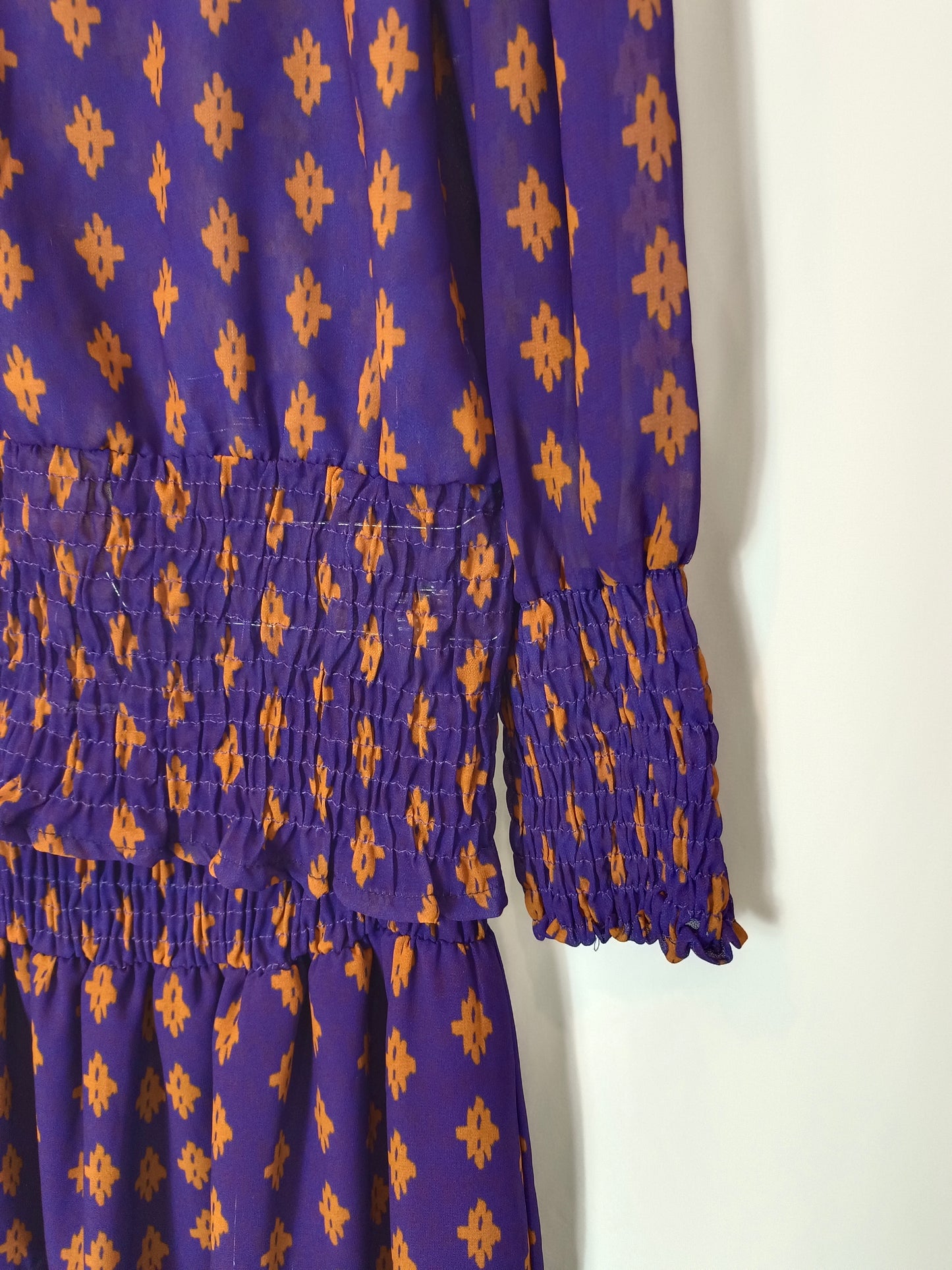 MONISQUI. Total look morado Tu(M)