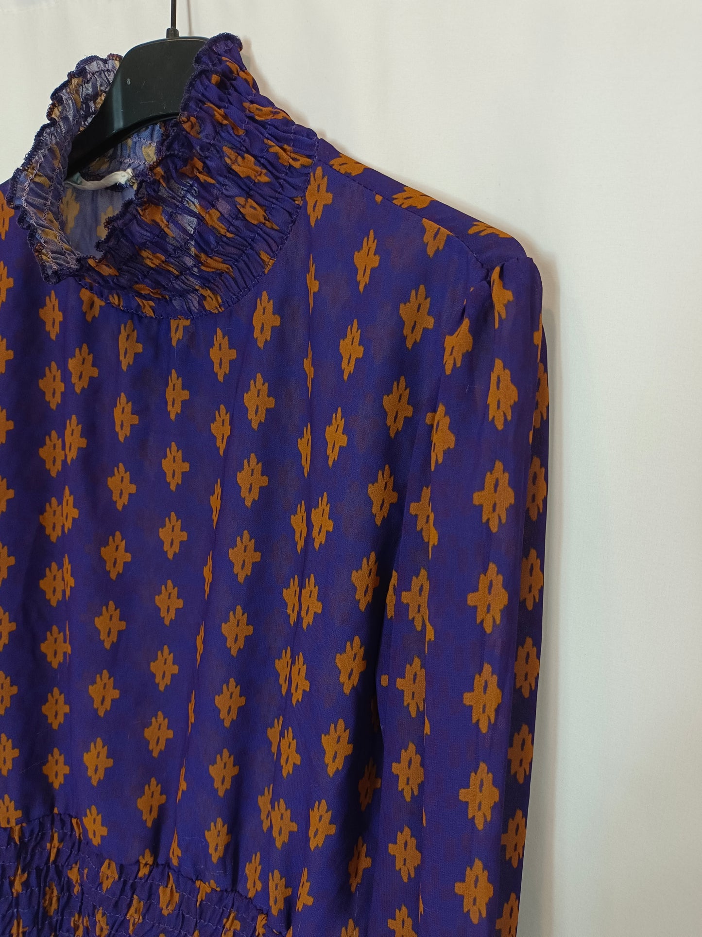 MONISQUI. Total look morado Tu(M)