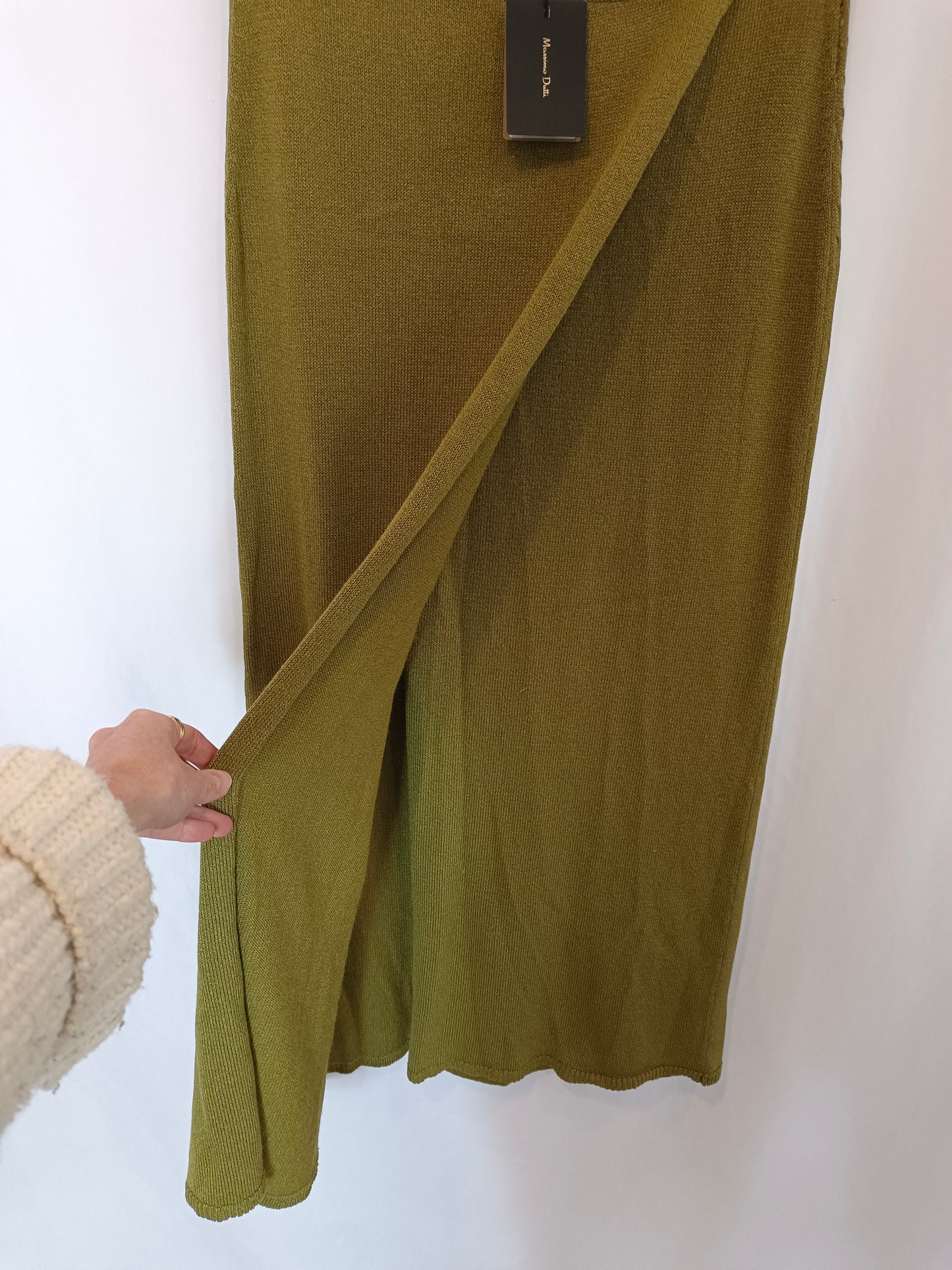 MASSIMO DUTTI. Total look punto verde T.m