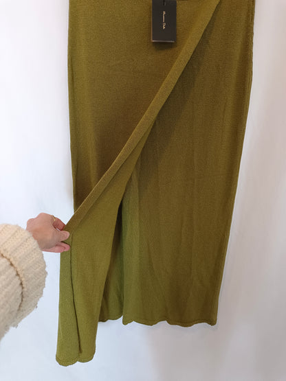 MASSIMO DUTTI. Total look punto verde T.m