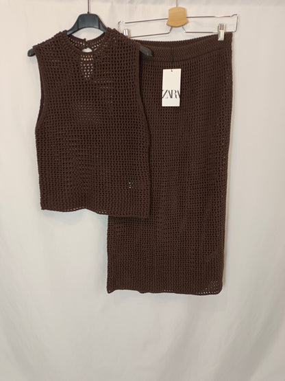 ZARA. Total look punto marrón T.m/l