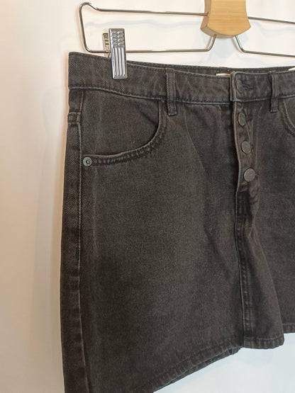 PIMKIE. Black denim skirt T.36