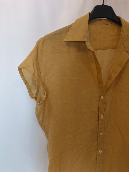 OTHER. Vintage mustard mottled blouse. TM/L