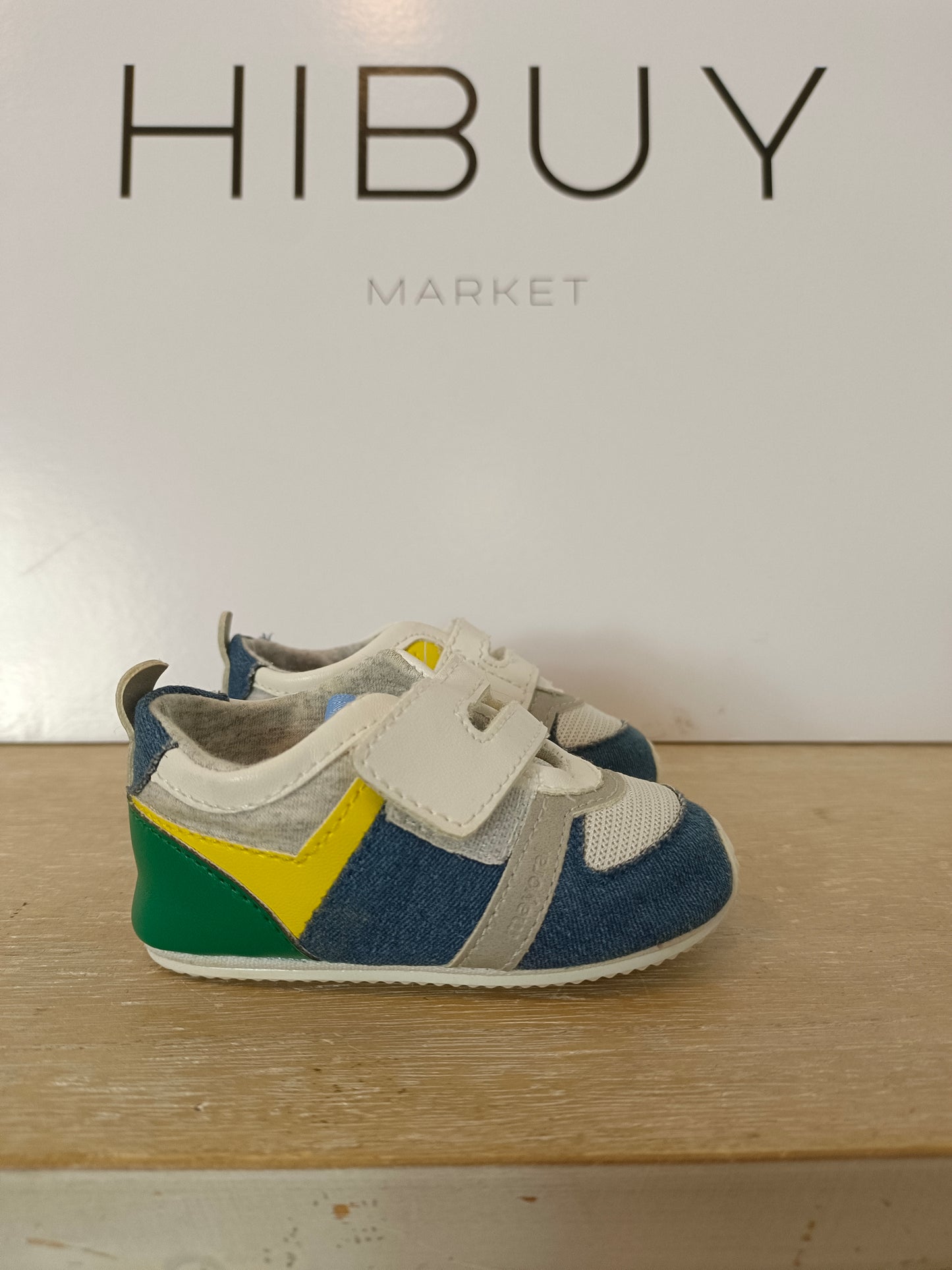 MAYORAL. Colorful baby shoes. Size 18
