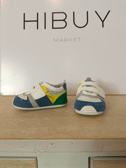 MAYORAL. Colorful baby shoes. Size 18