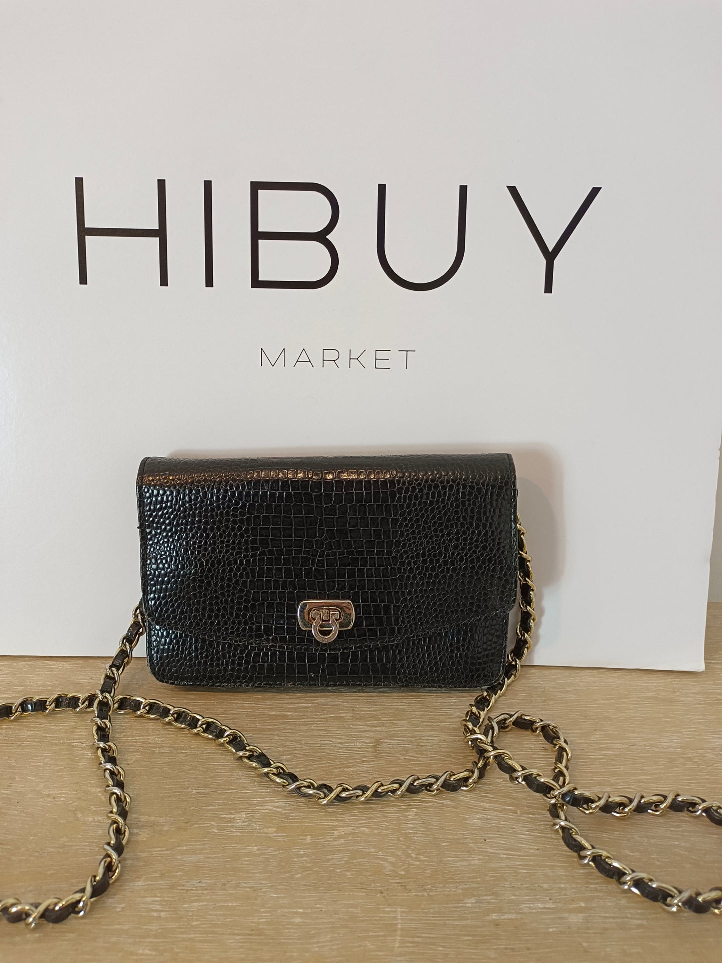 OTHERS. Black chain bag