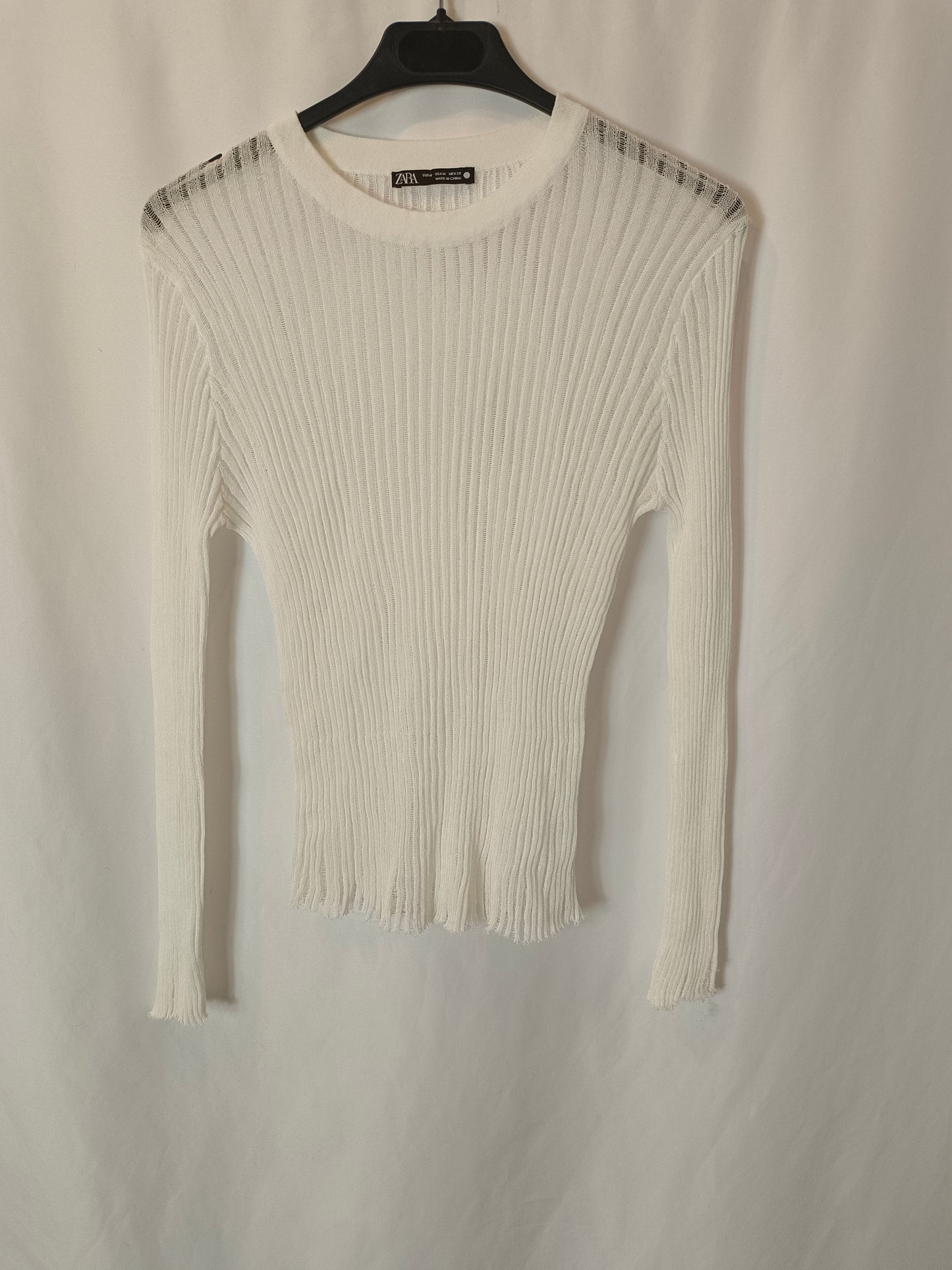 ZARA. White ribbed die-cut top Tm