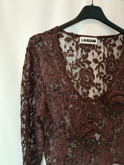 LAAGAM. Brown lace top Tm