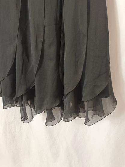 BIMANI. Falda midi negra pétalos T.32