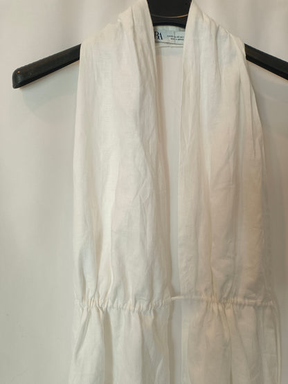ZARA. Top blanco flecos T.xs