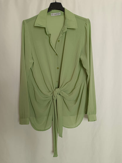 VALENTINA. blusa fluida verde lazada Tu(m)