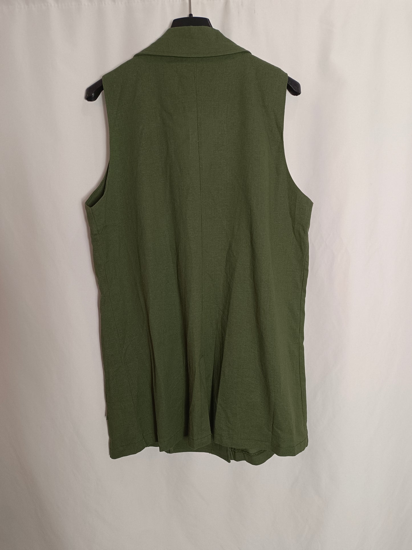 VALENTINA. Chaleco fluido verde T.m