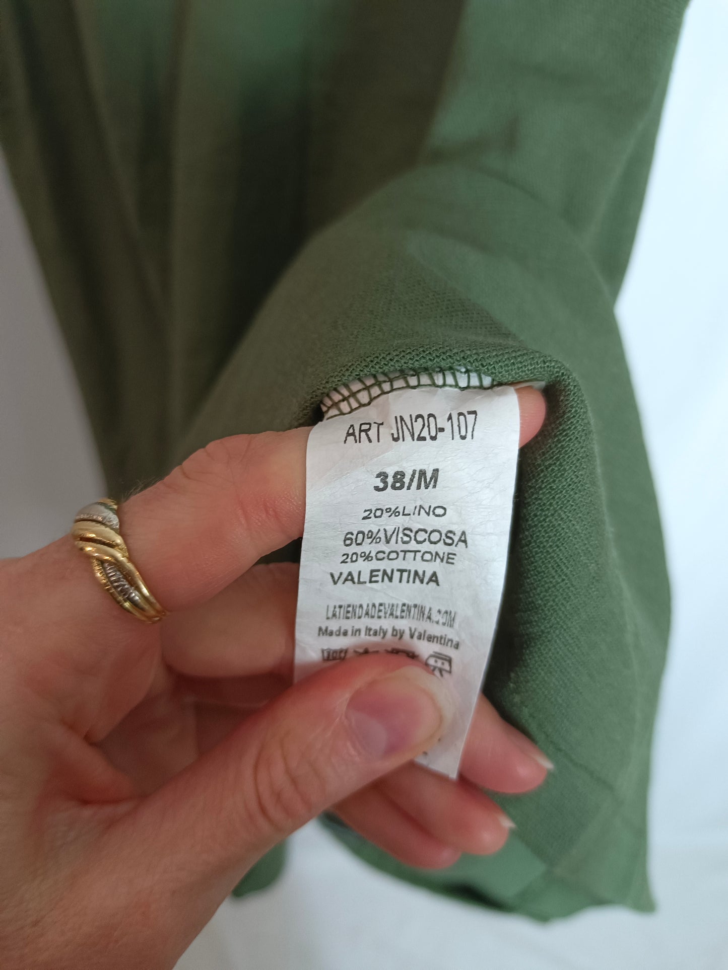 VALENTINA. Chaleco fluido verde T.m