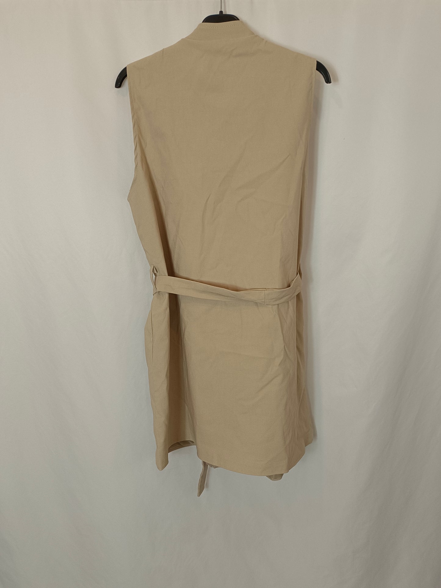 VALENTINA. Chaleco beige sahariano T.L