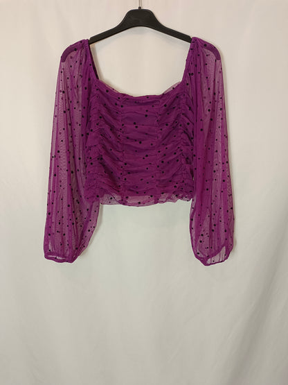 BERSHKA. Top morado tull lunares T.m