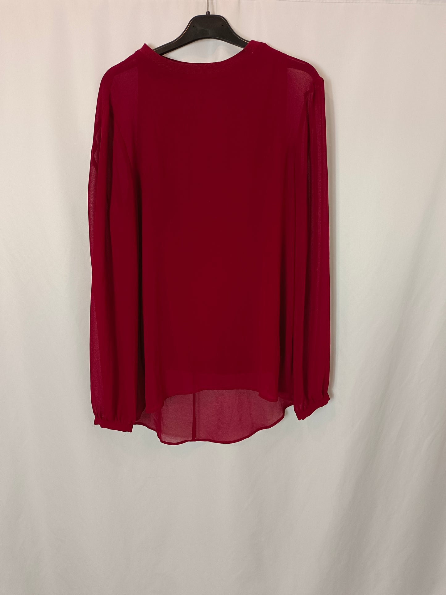 ZARA. Flowy burgundy blouse Tm