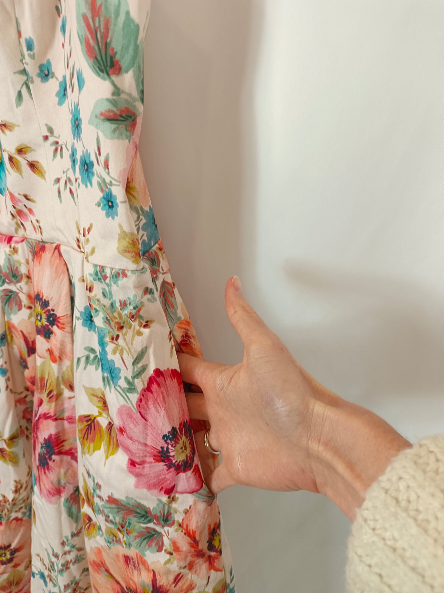 NAF NAF. Vestido rosa flores T.40