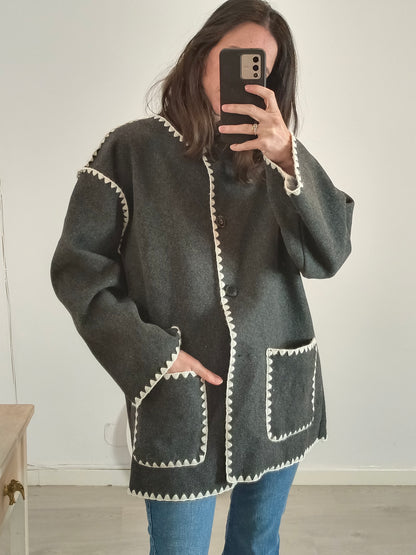 OTRAS. Abrigo gris paño T.s