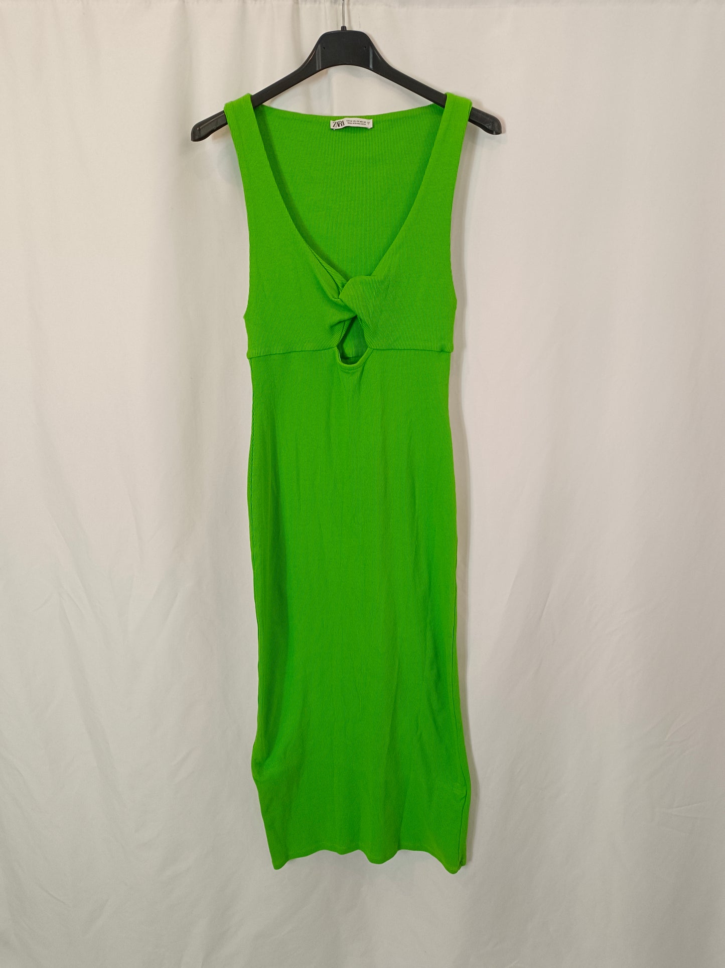 ZARA. Green ribbed midi dress Tm