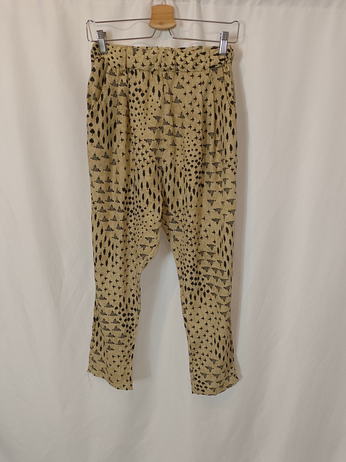 MUSA BY BOHO. Beige printed pants Ts/m