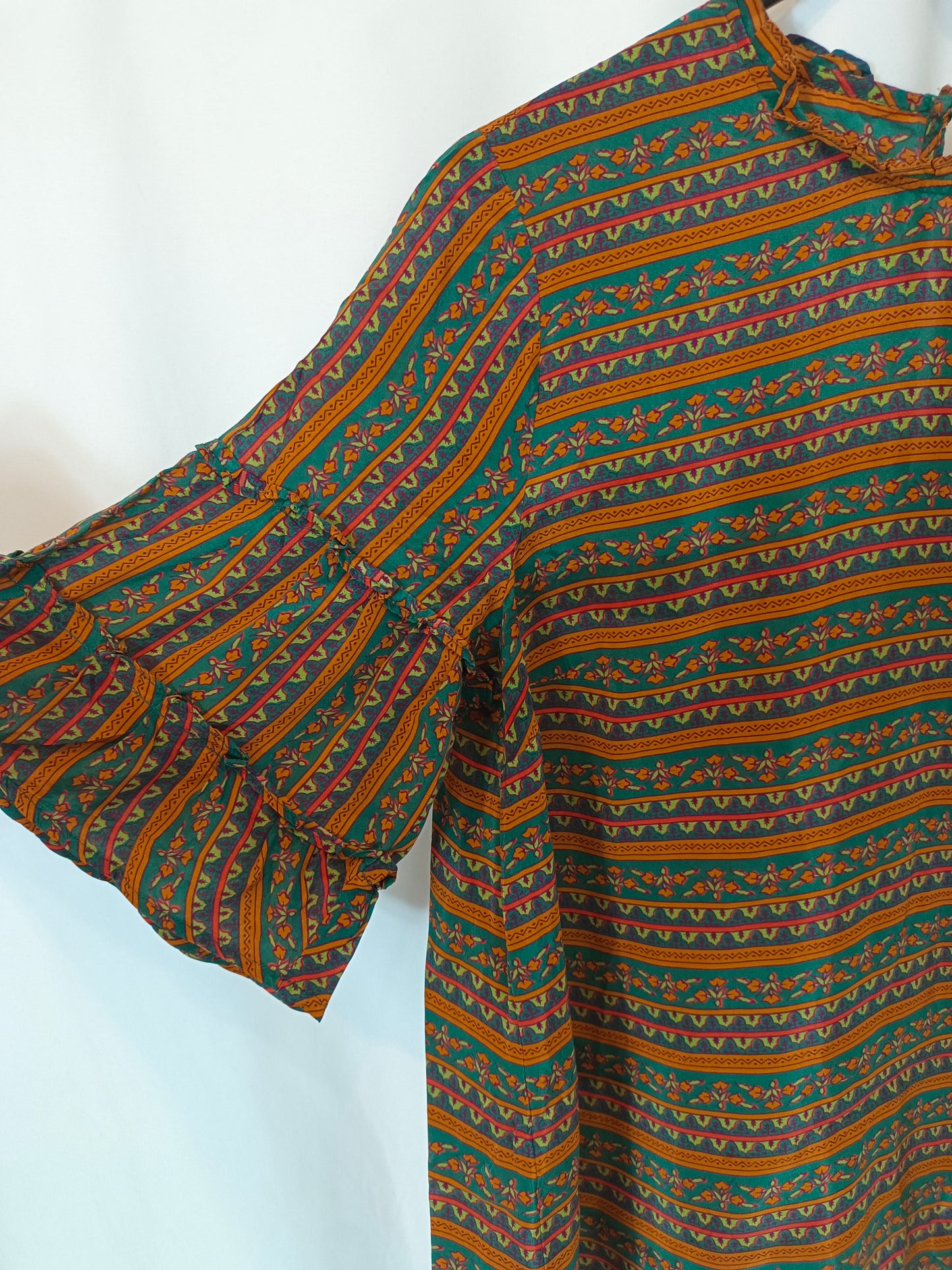 SEZANE. Printed silk blouse T.36