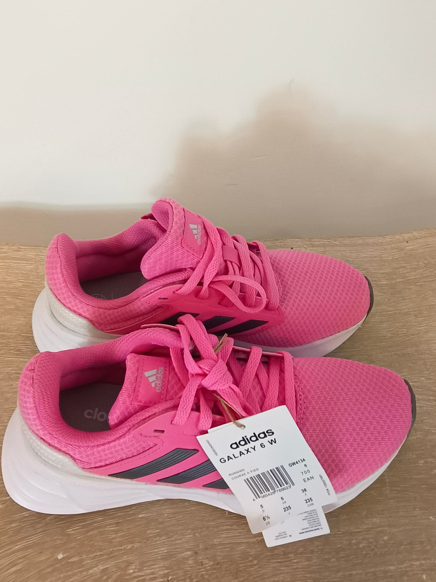 ADIDAS. Pink sneakers size 38