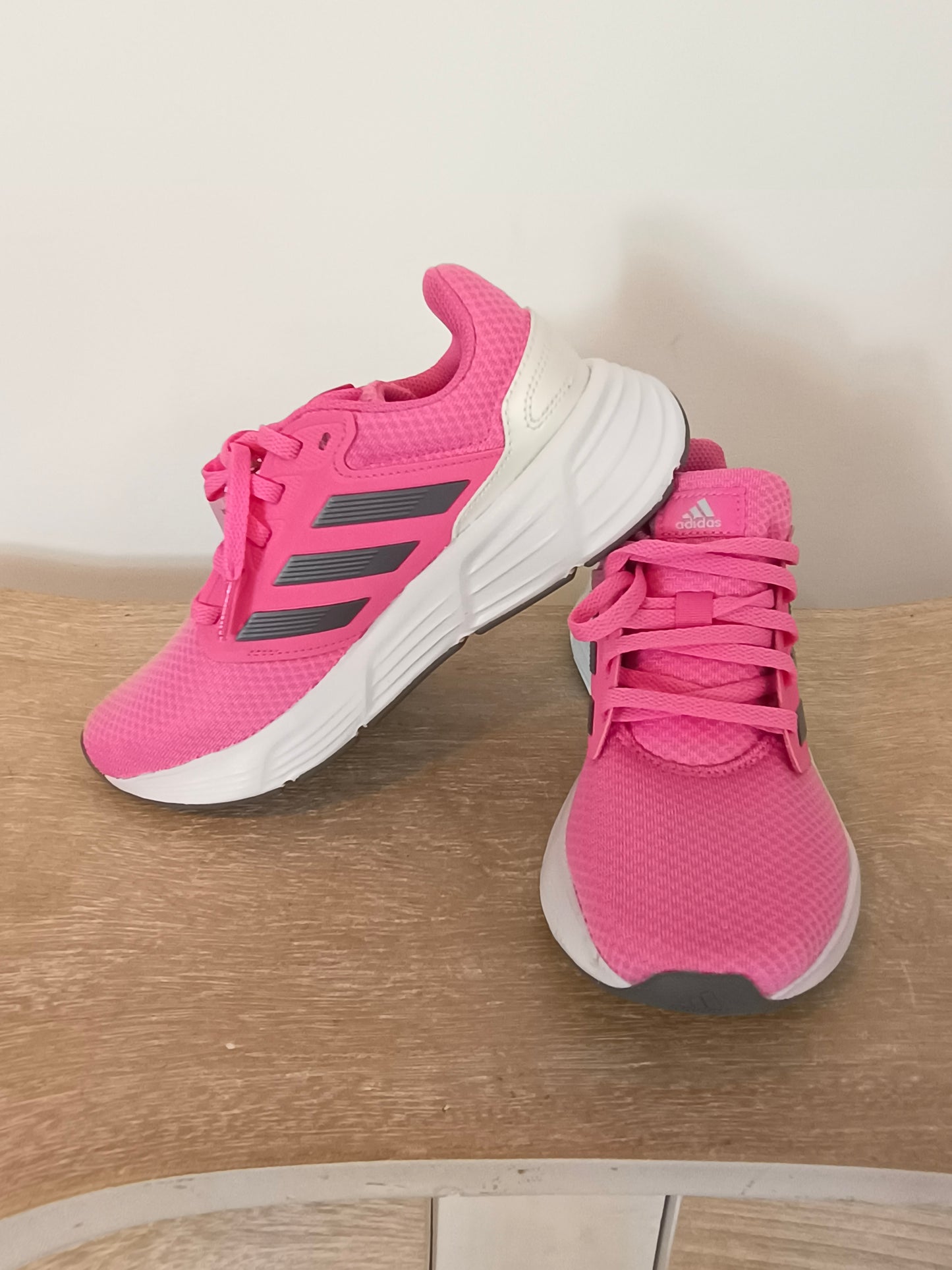 ADIDAS. Pink sneakers size 38