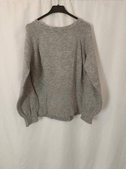PRIMARK. Grey crossover Tl sweater