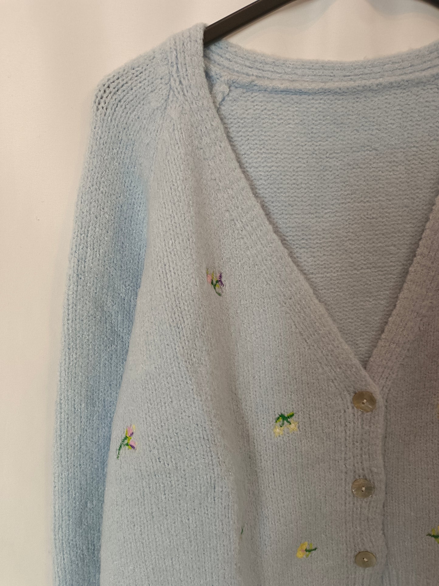 OTRAS.Jersey abotonado bordados T.l