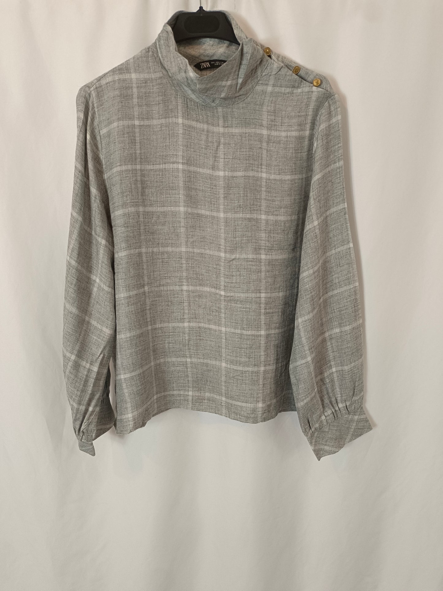 ZARA. Gray checked blouse Tl