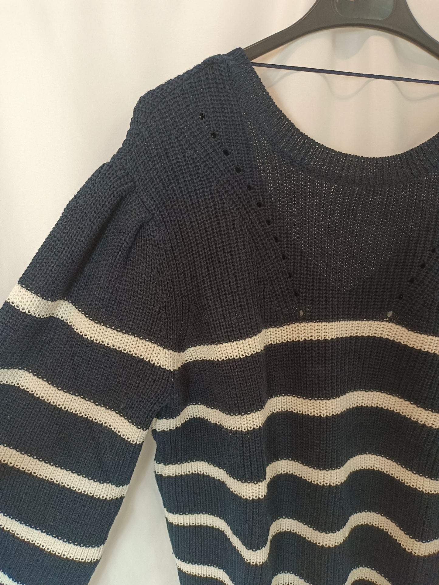 KIABI. Blue striped Tm sweater