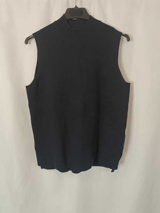 UNIQLO. Blue Prekins Tl Neck Top