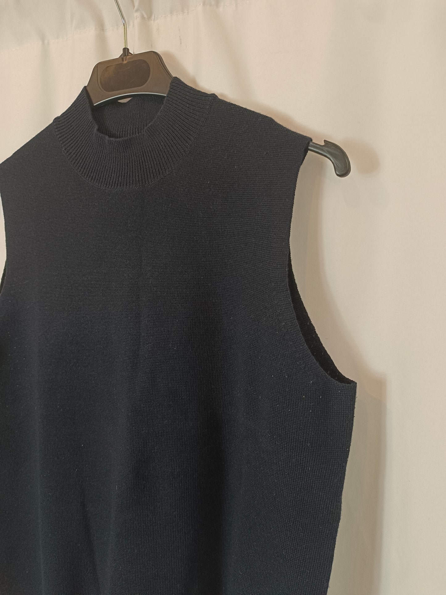 UNIQLO. Blue Prekins Tl Neck Top