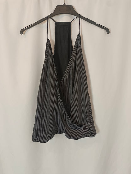 OYSHO. Black striped Ts top