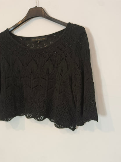 HOUSE OF HARLOW. Top negro croché punto T.s
