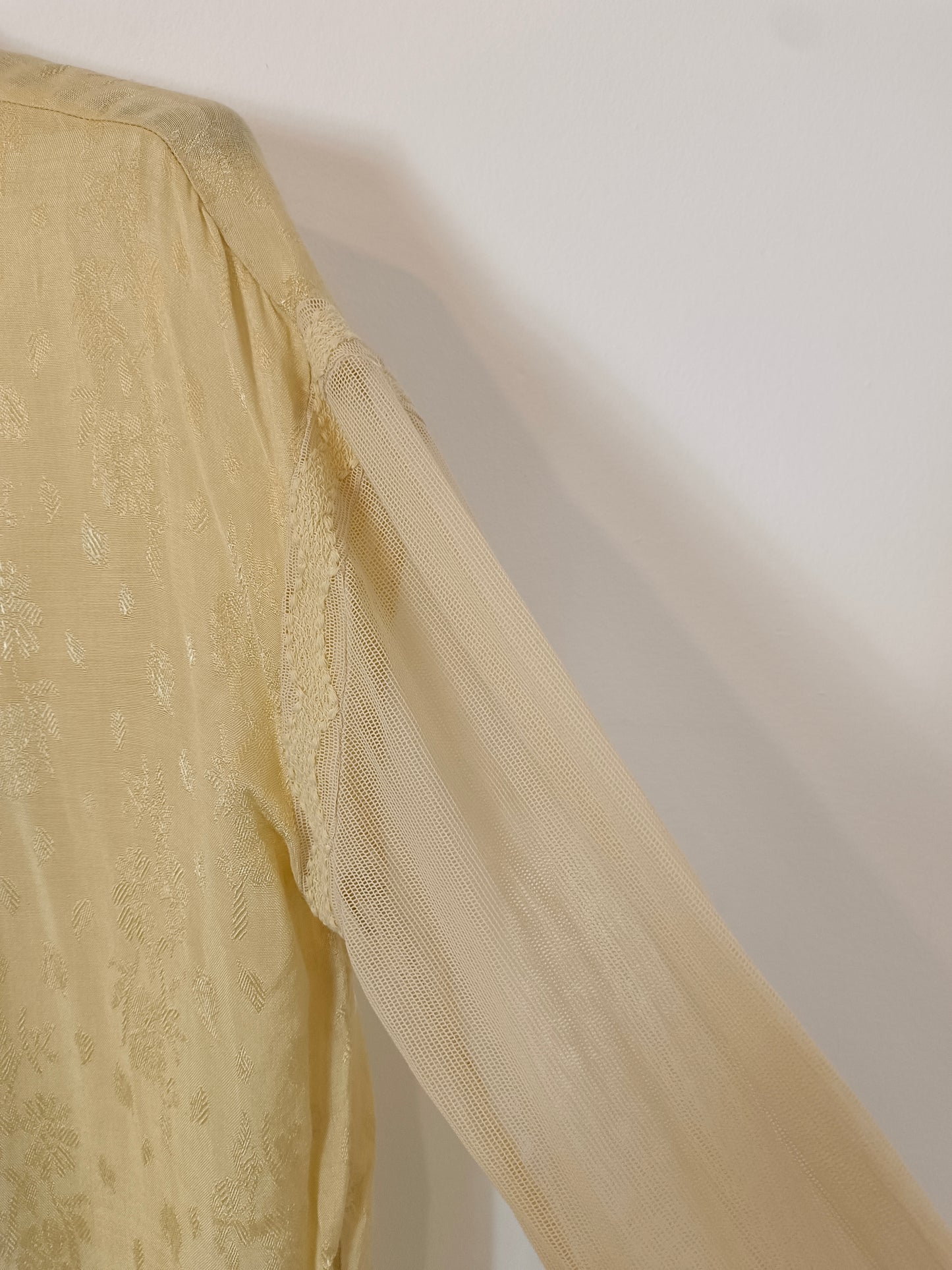 INTROPY. Pastel texture blouse T.38