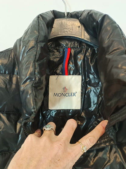 MONCLER. Plumas negro charol T.00(xs)