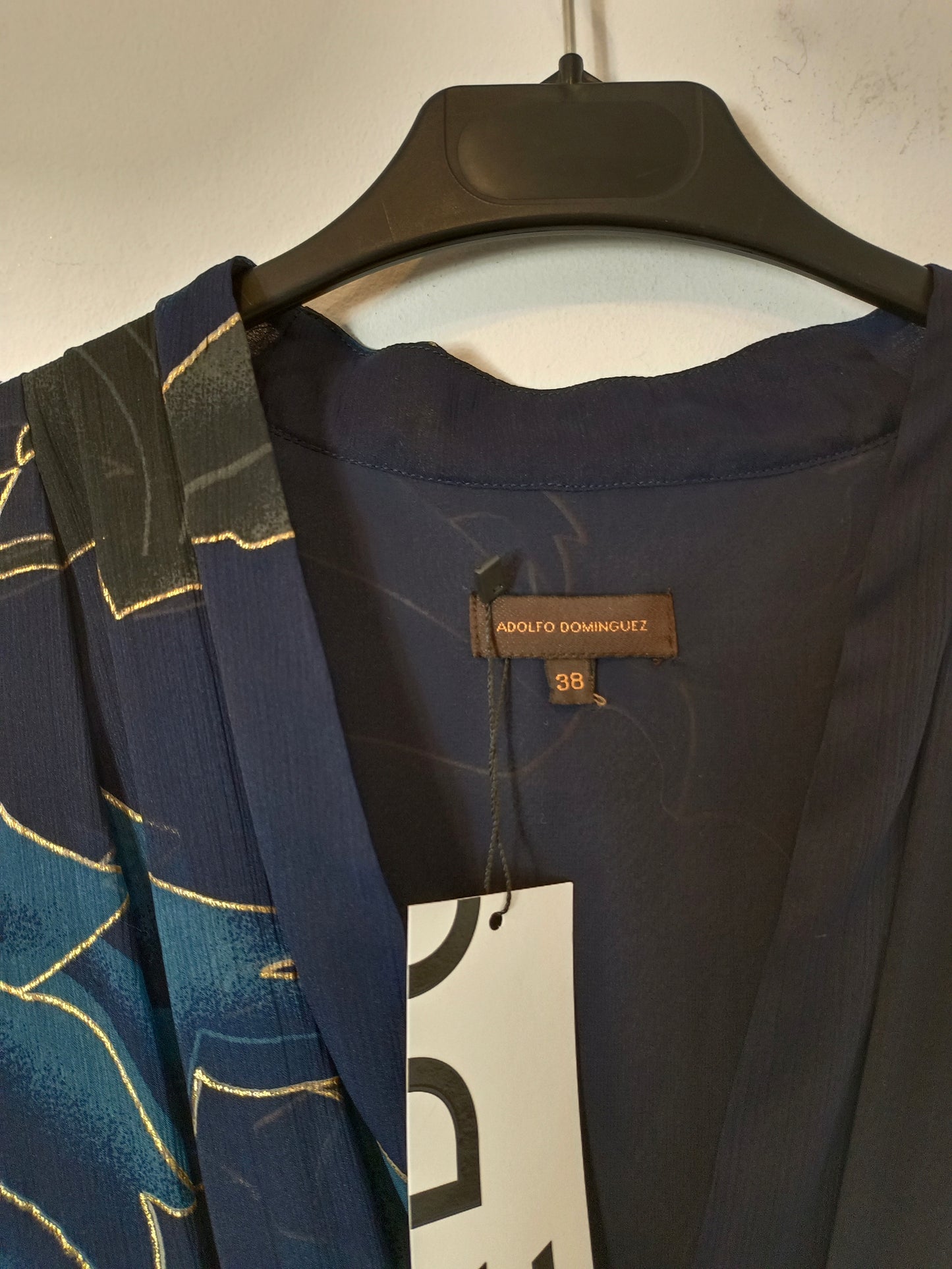 ADOLFO DOMINGUEZ. Vestido azul flores T.m