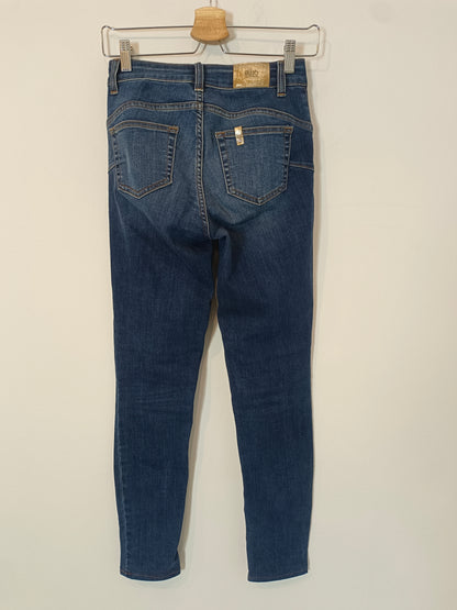 LIU.JO. Pantalón denim pitillo T.26(34)