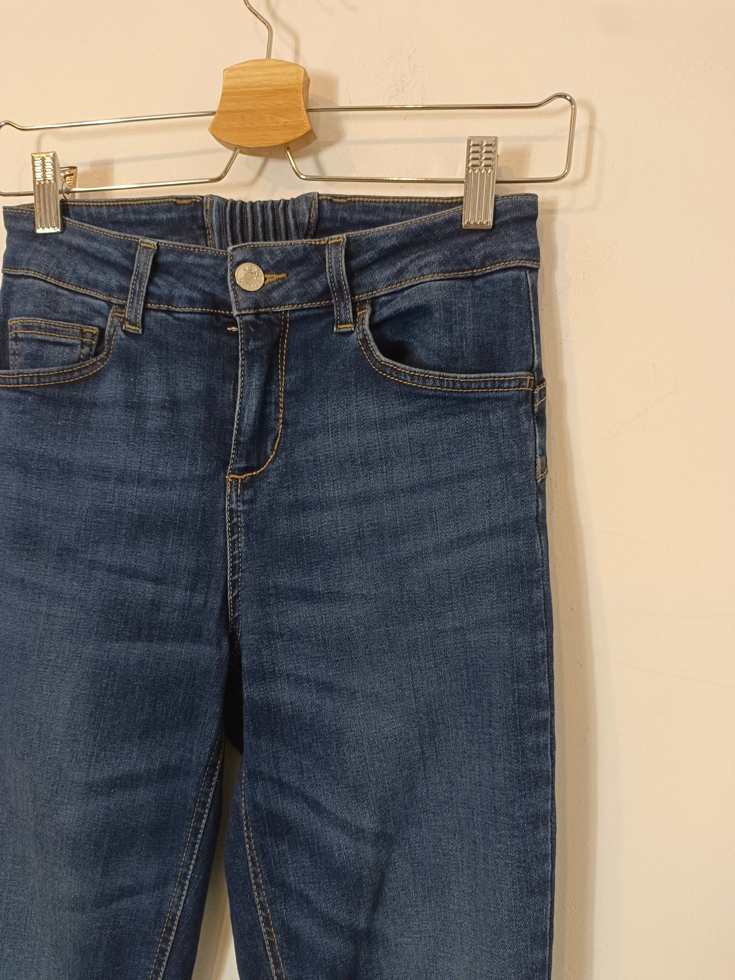 LIU.JO. Pantalón denim campana T.26(34)