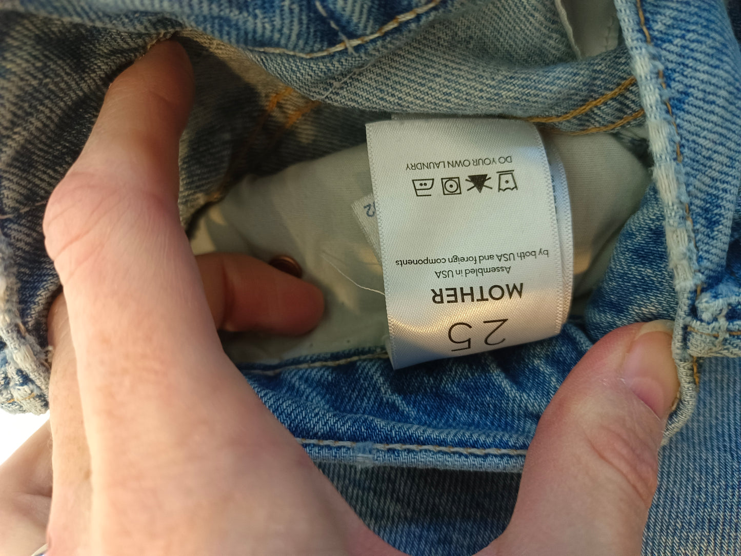 MOTHER. Wide leg worn effect denim T.25(36)