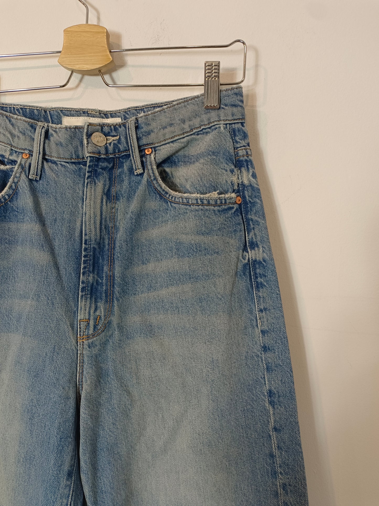 MOTHER. Wide leg worn effect denim T.25(36)