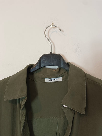 SHON MOTT. Blusa verde seda Tu(M/L)