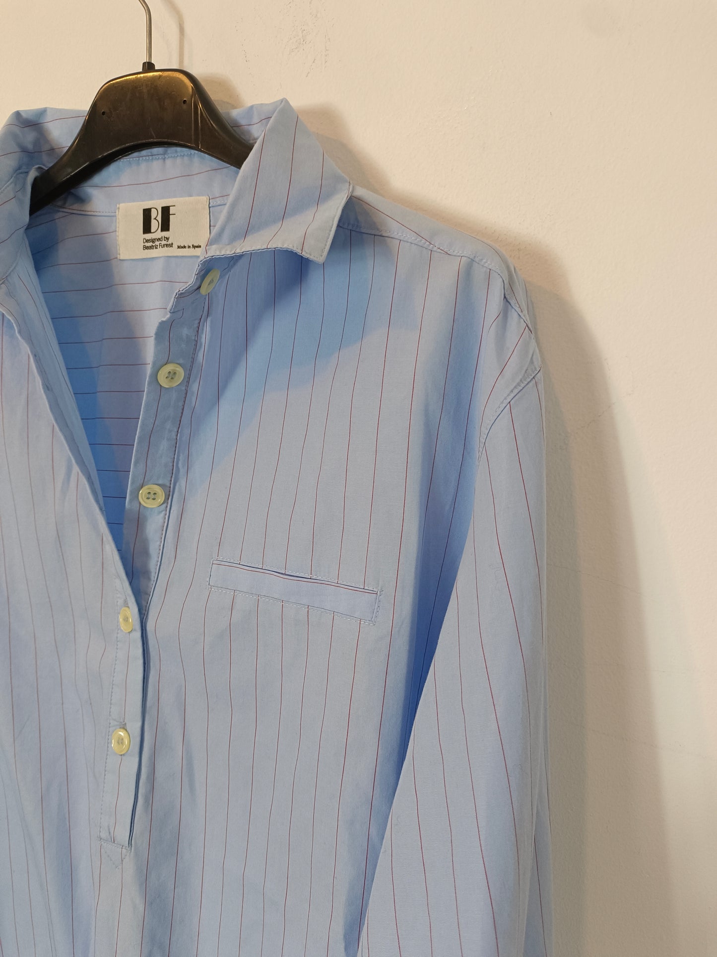 BEATRIZ FUSTER. Blusa azul rayas T.s