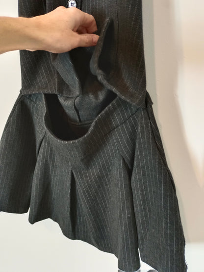 ZARA. Vestido corto gris raya diplomática. T S