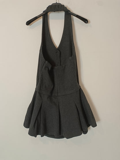 ZARA. Vestido corto gris raya diplomática. T S