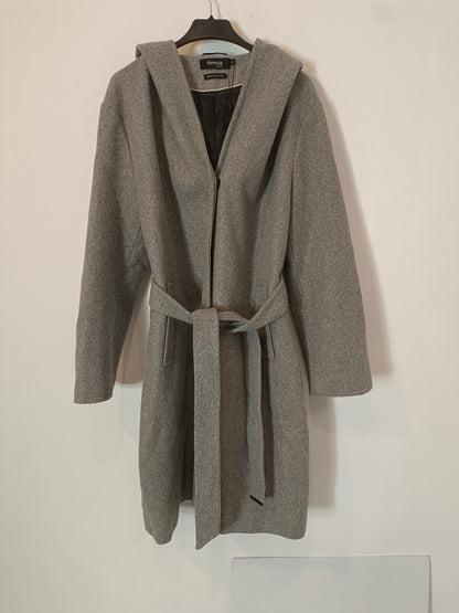 FORMULA JÓVEN. Abrigo gris paño cinturón  T.xl