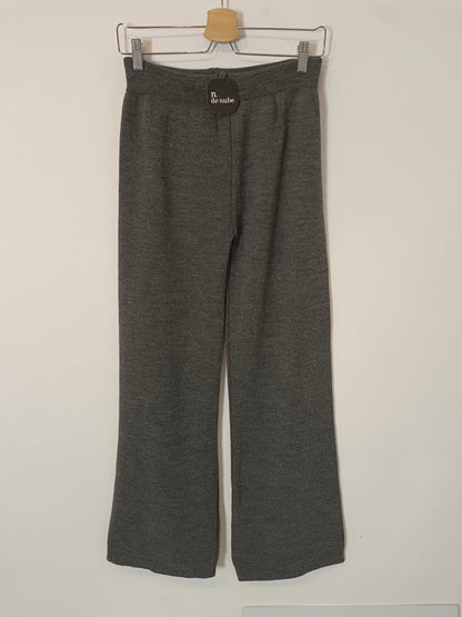 N DE NUBE. Total look gris punto  T.xs/s