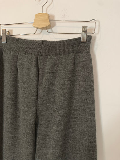 N DE NUBE. Total look gris punto  T.xs/s